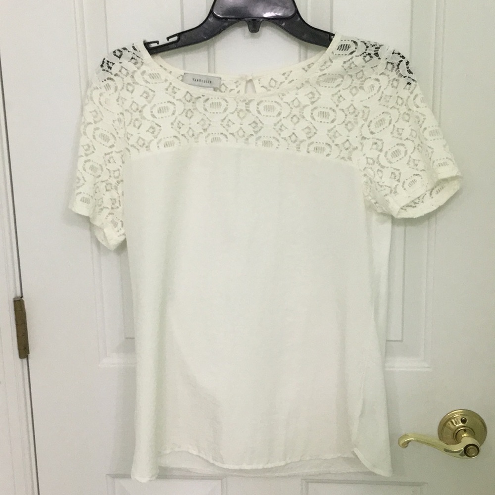 White shirt sleeved shirt (thrifted)